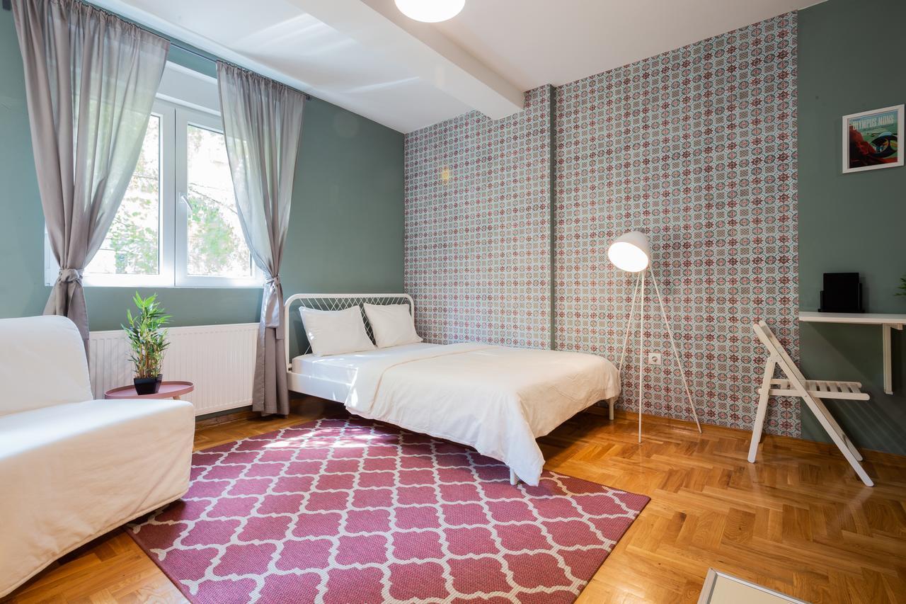 ! Promo! Central Evergreen Studio - Free Public Parking-Fast Wi-Fi Novi Sad Buitenkant foto