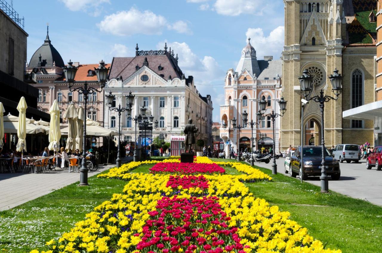! Promo! Central Evergreen Studio - Free Public Parking-Fast Wi-Fi Novi Sad Buitenkant foto